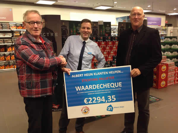 2015-10-20 cheque uitreiking